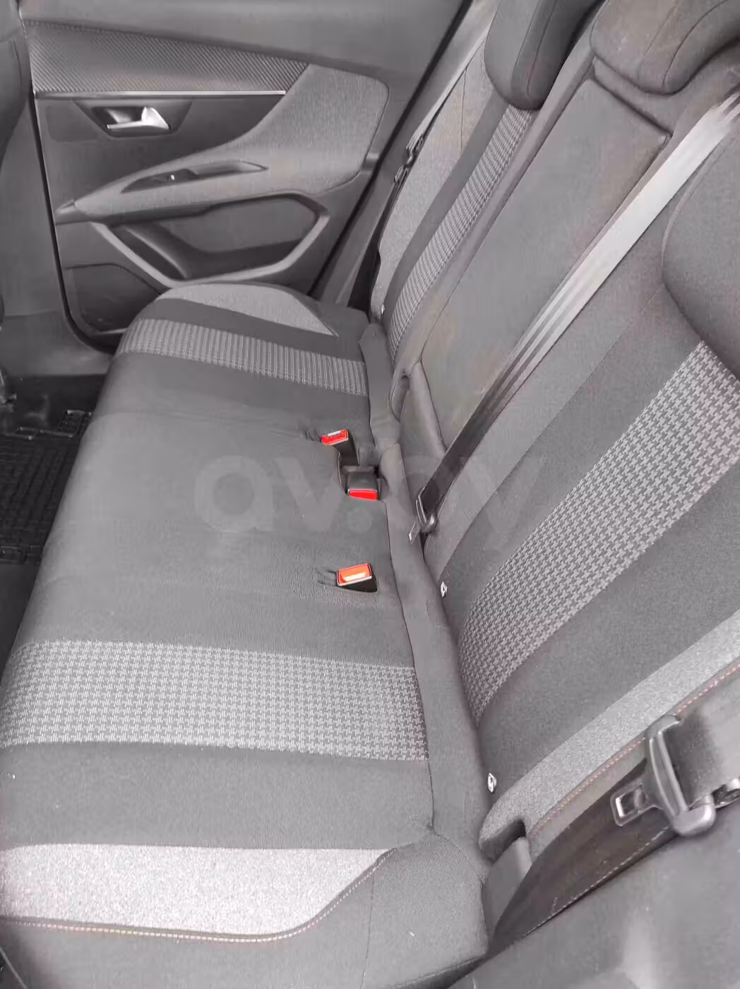 Peugeot 3008 фото 9