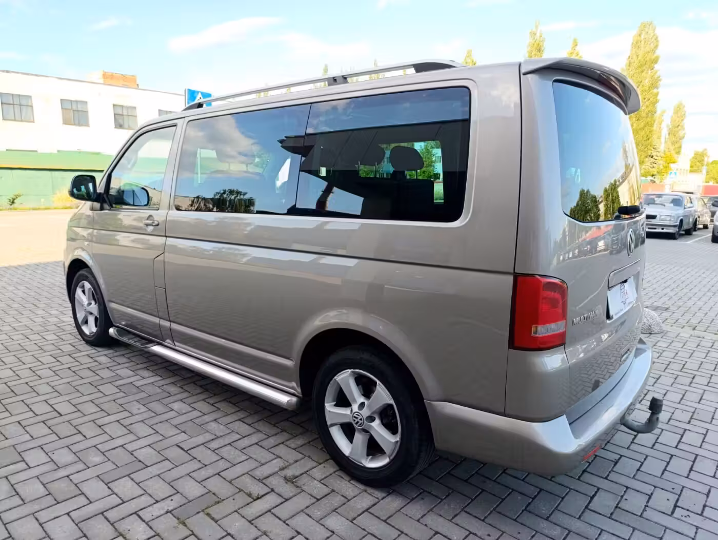 Volkswagen Multivan фото 4
