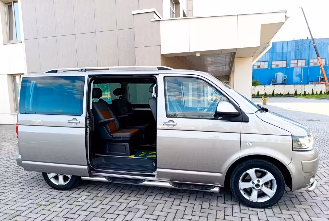 Volkswagen Multivan фото 20