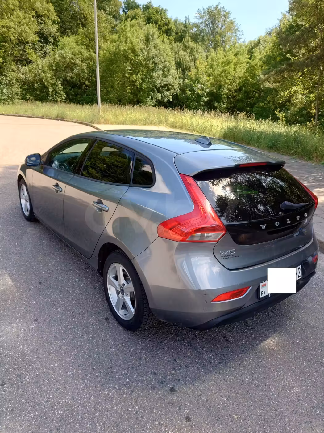 Volvo V40 фото 8