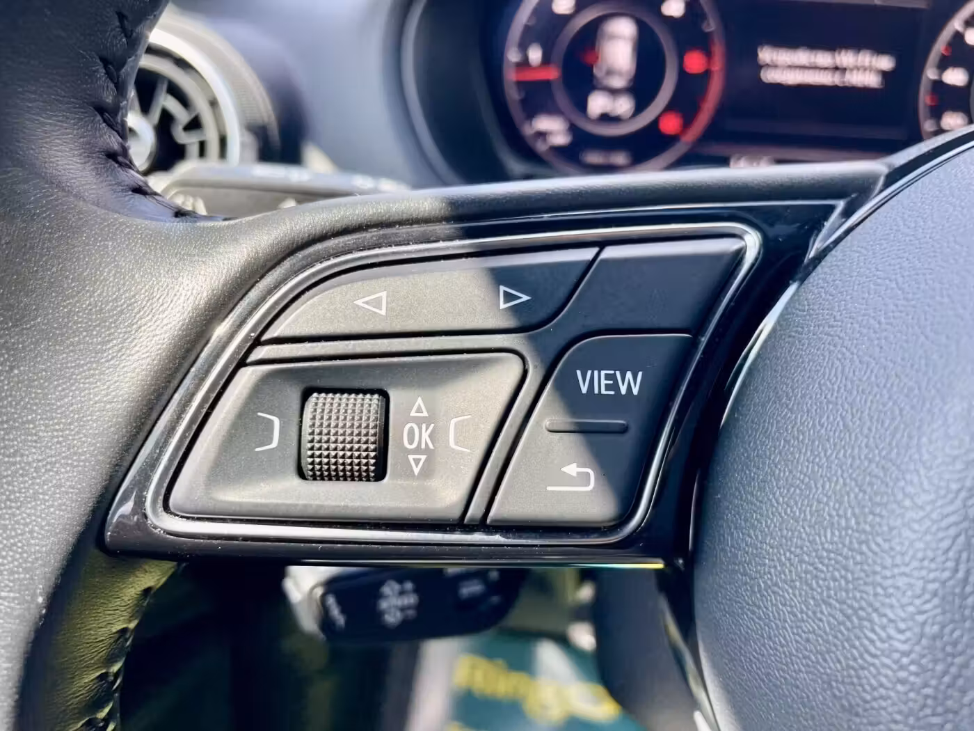 Audi Q2 фото 23