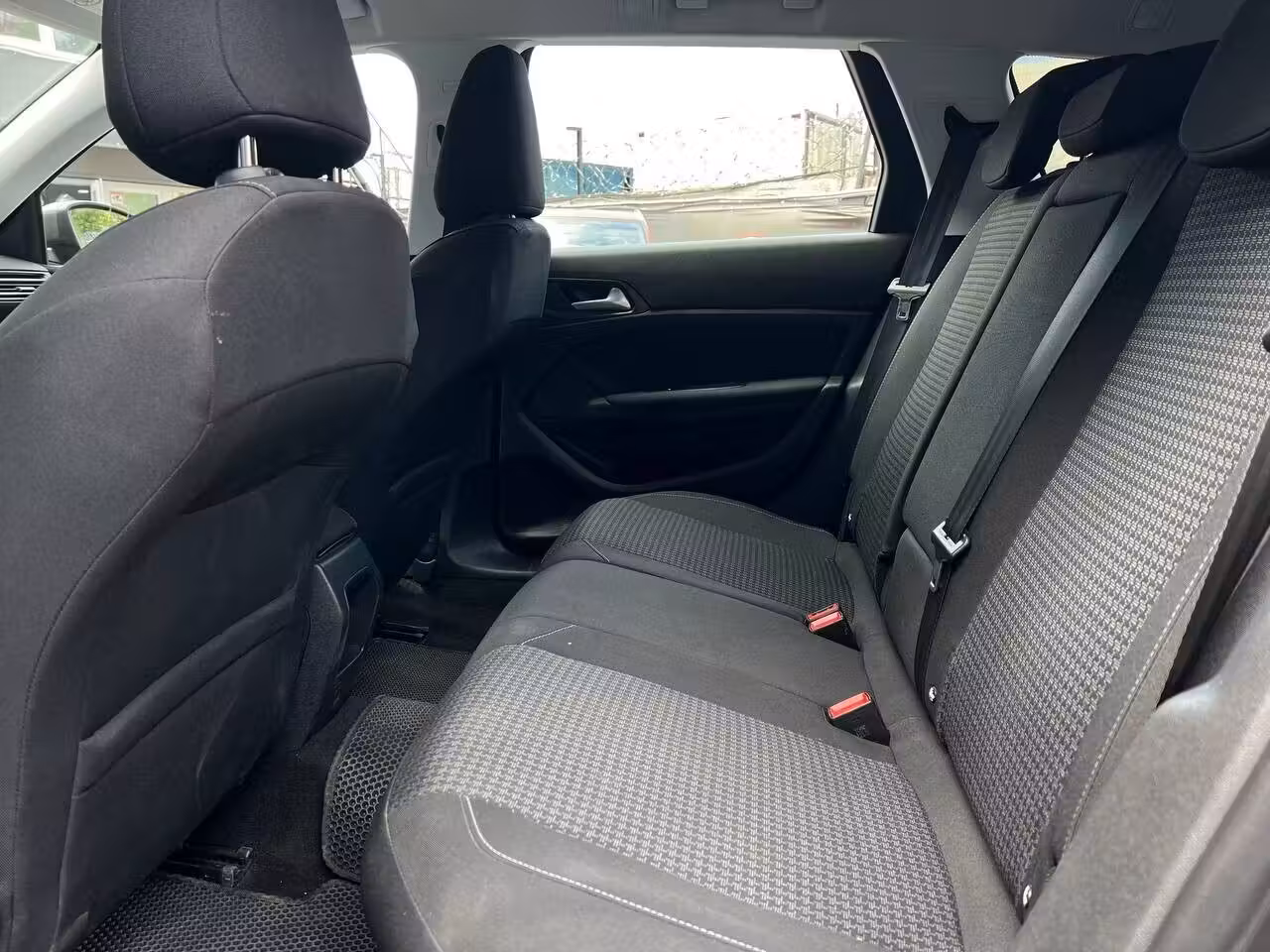 Peugeot 308 фото 8