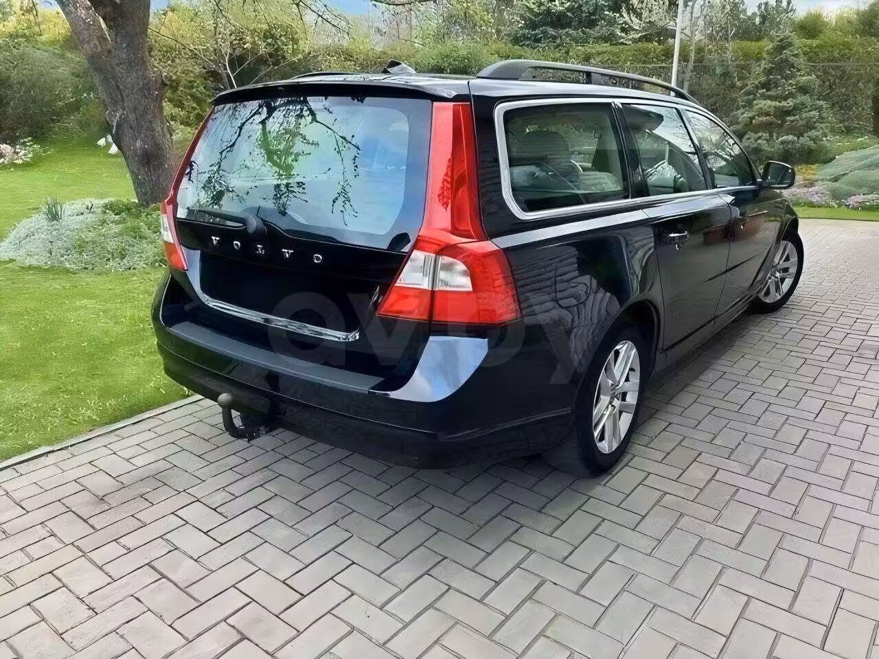 Volvo V70 фото 4