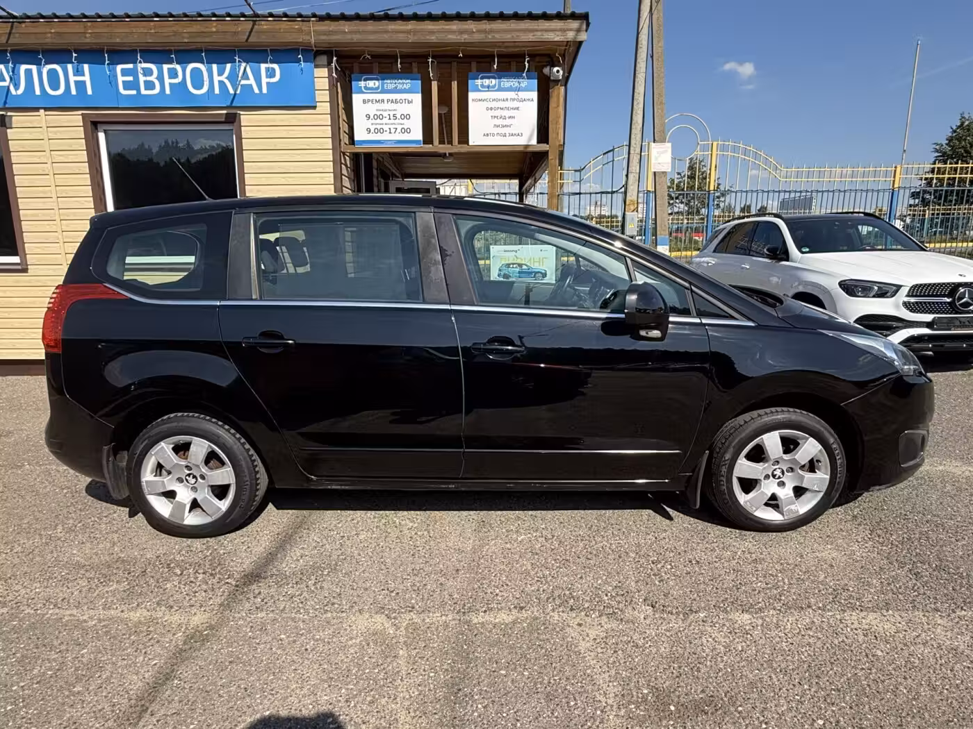 Peugeot 5008 фото 4