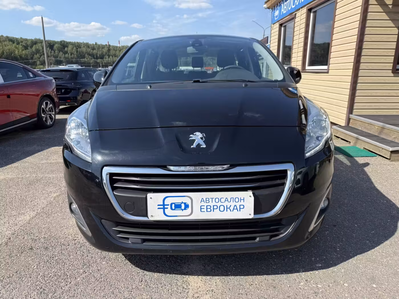 Peugeot 5008 фото 3