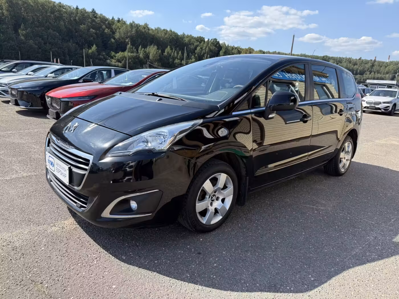 Peugeot 5008 фото 2