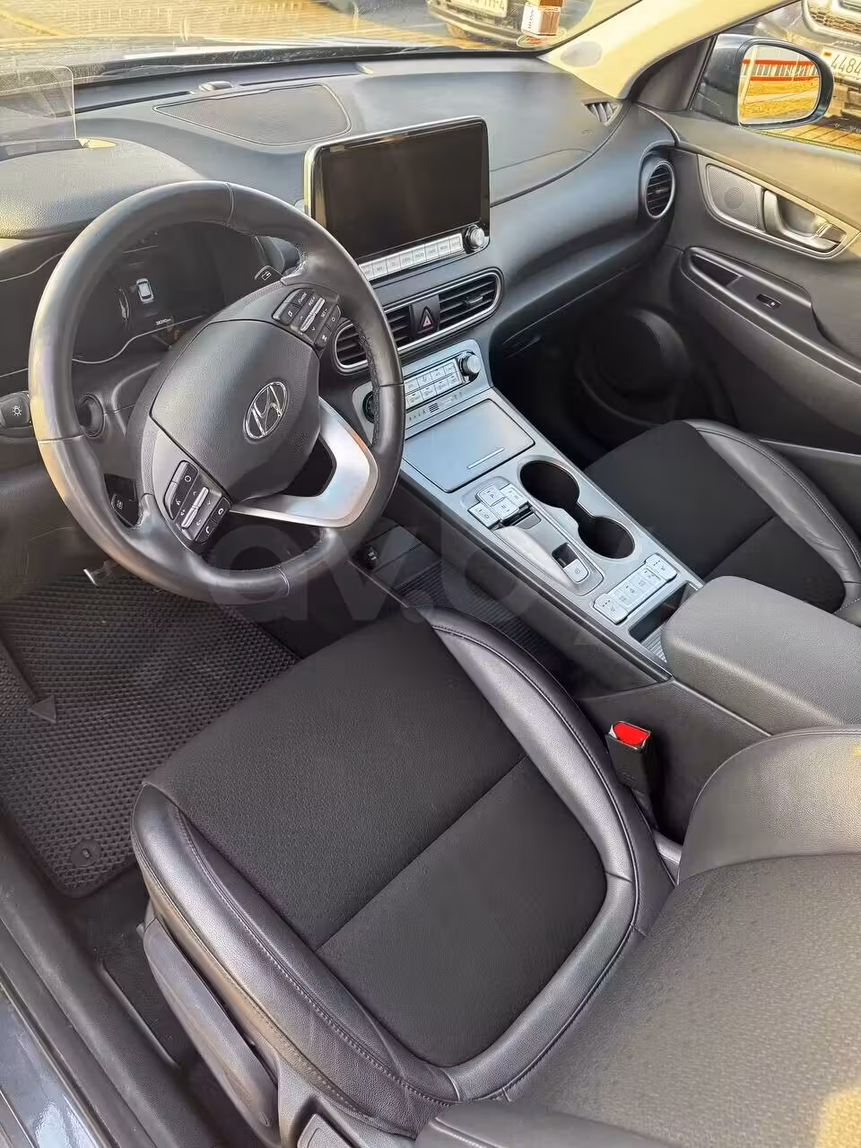 Hyundai Kona фото 3