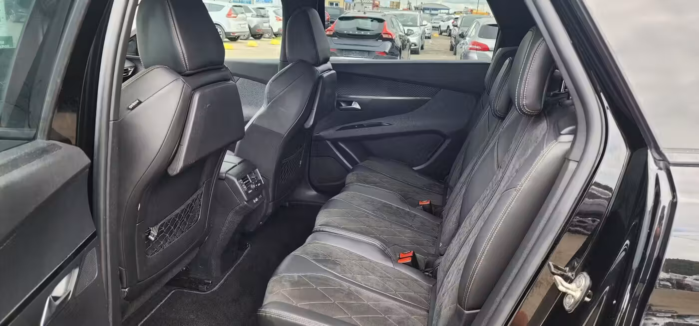 Peugeot 5008 фото 9