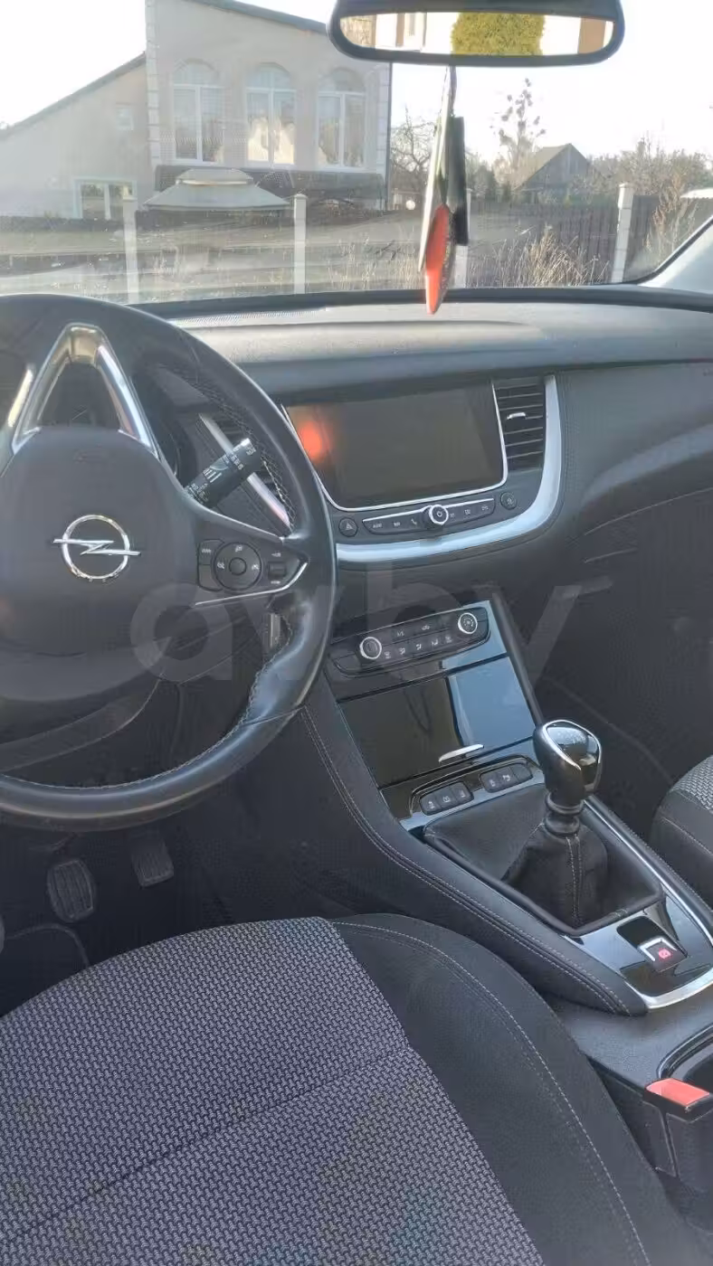 Opel Grandland X фото 6