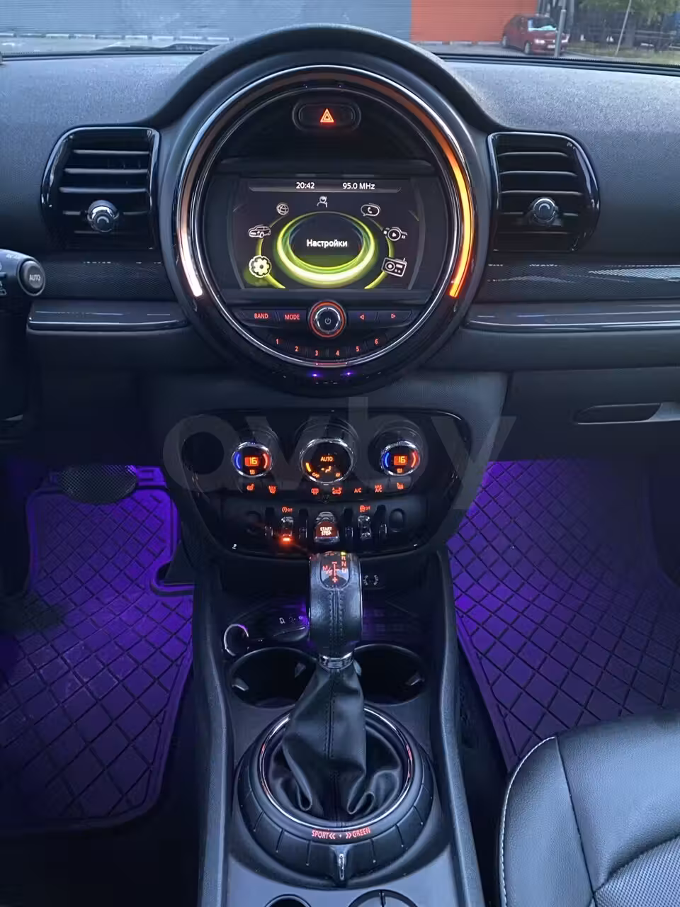 MINI Clubman фото 10