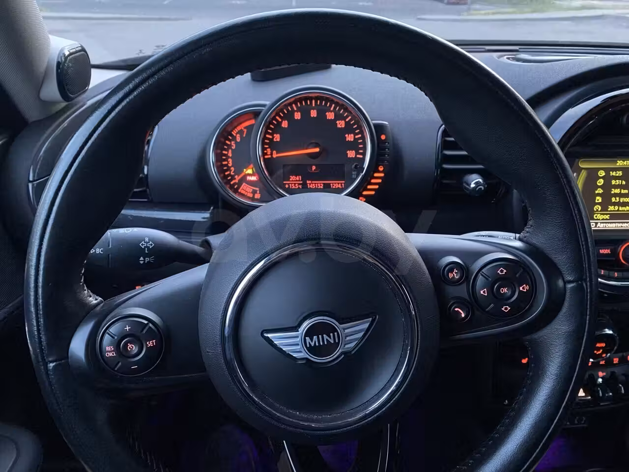 MINI Clubman фото 9