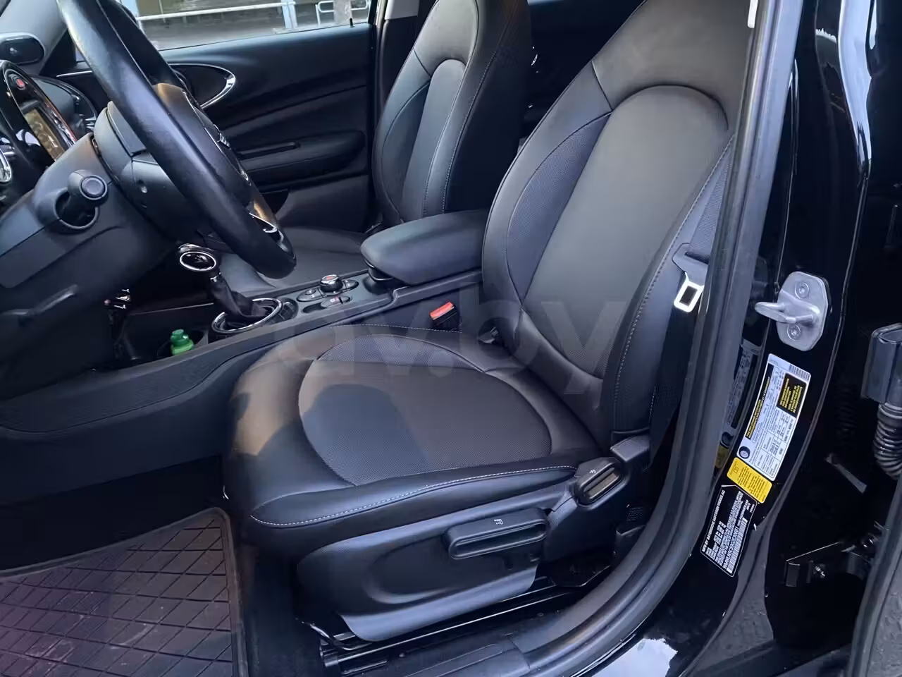MINI Clubman фото 8