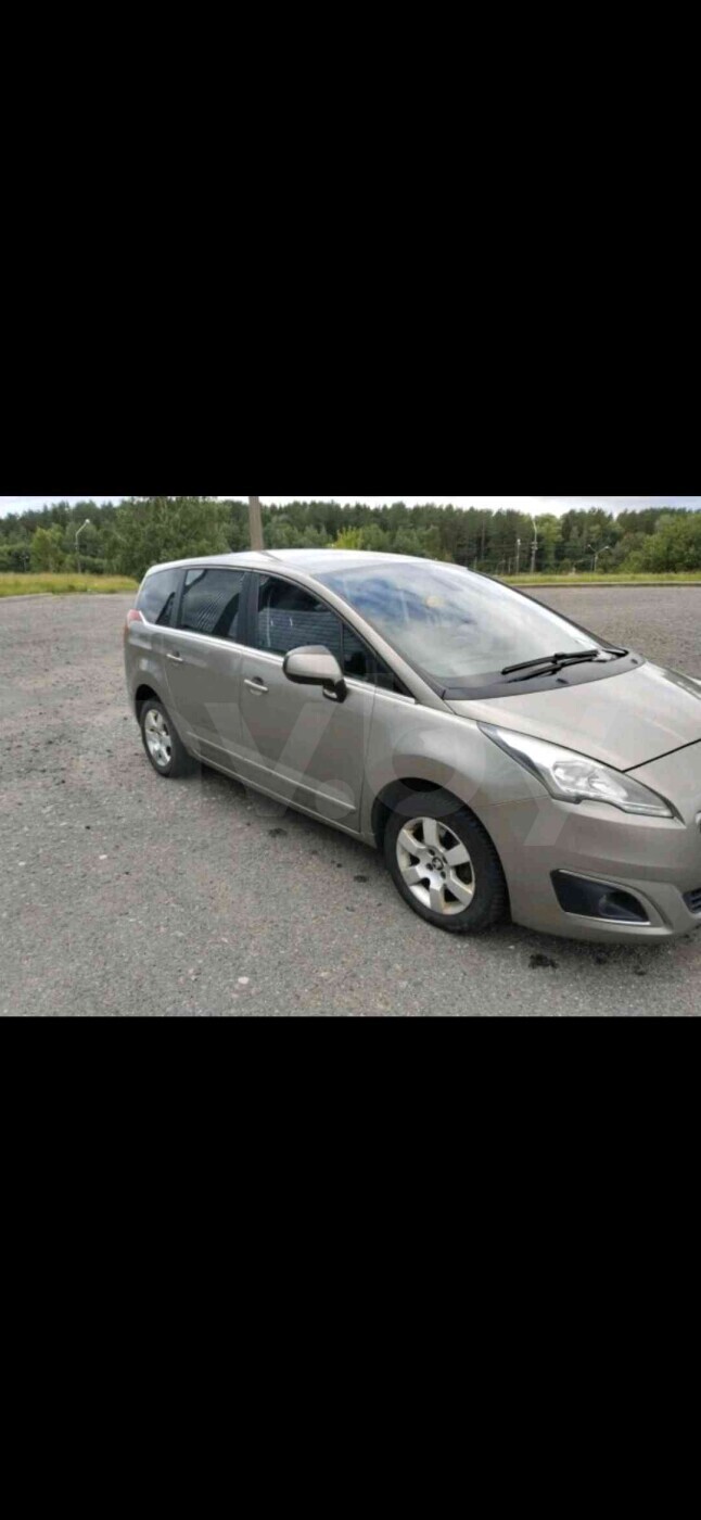 Peugeot 5008 фото 3