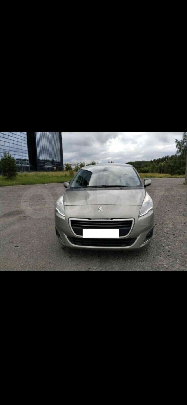 Peugeot 5008 фото 2
