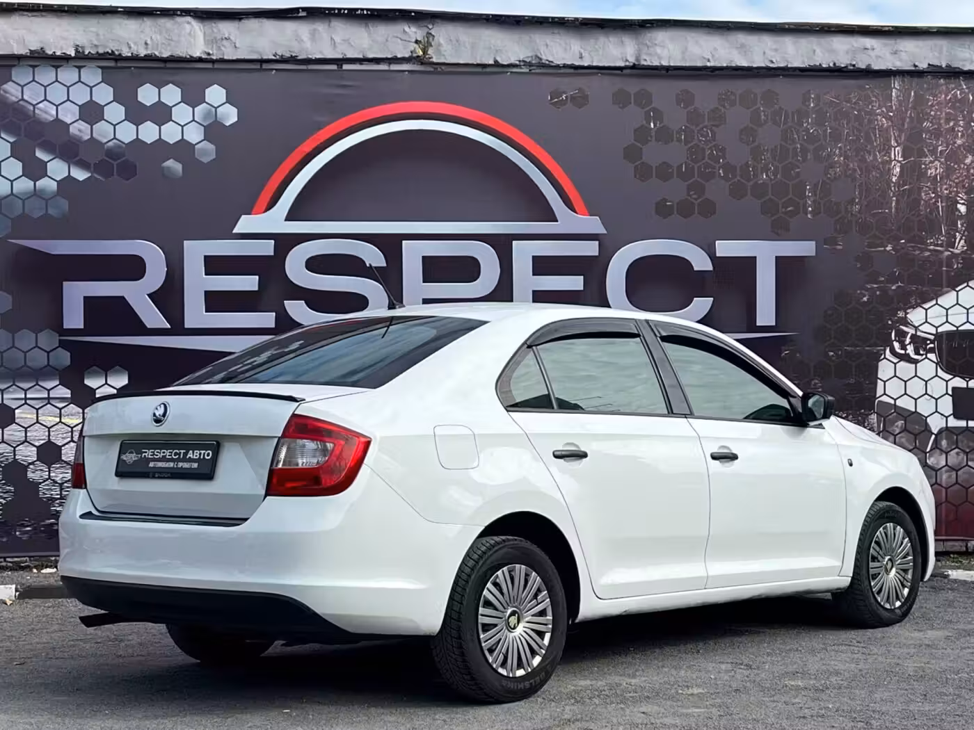 Skoda Rapid фото 6