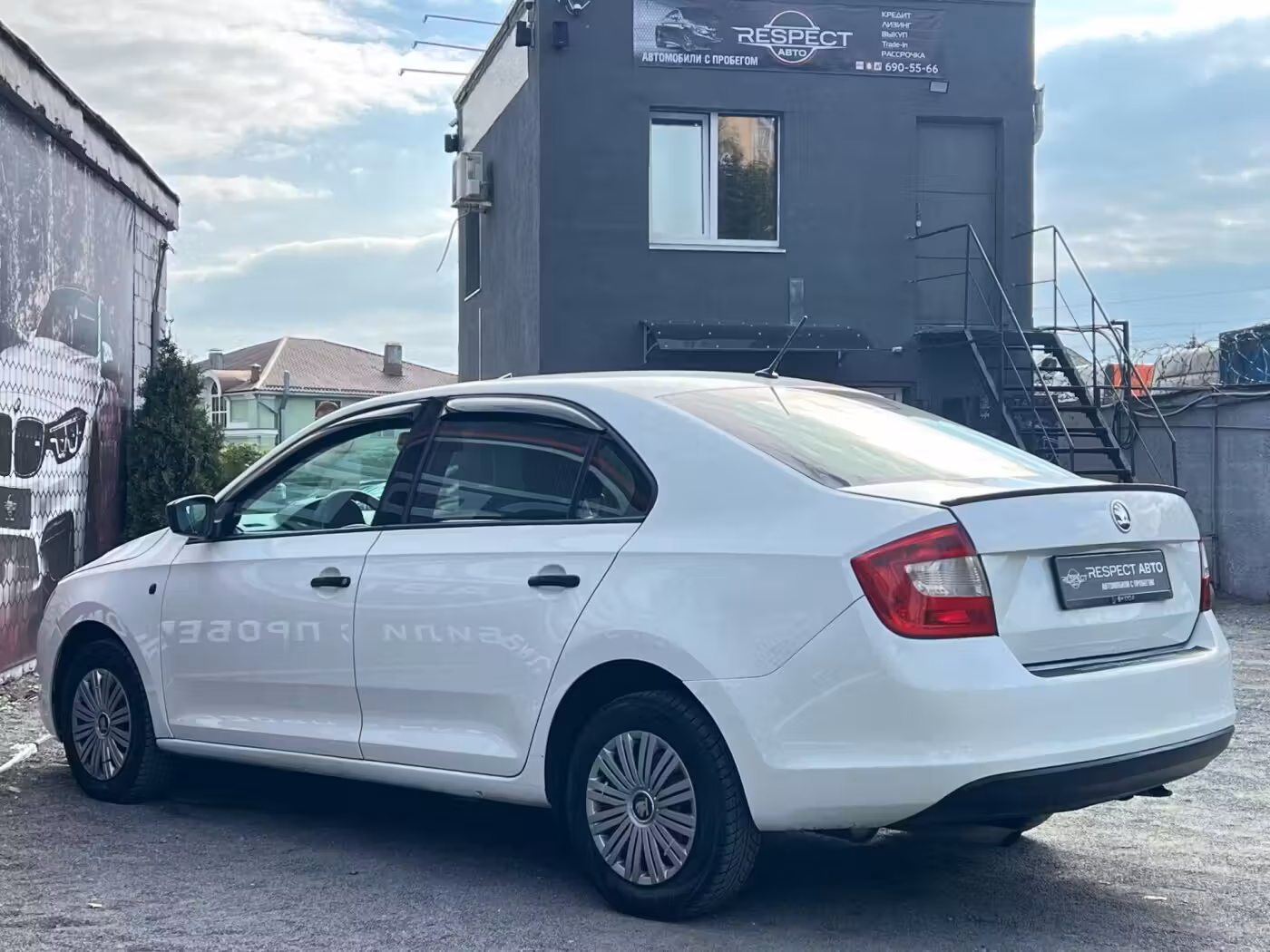 Skoda Rapid фото 4