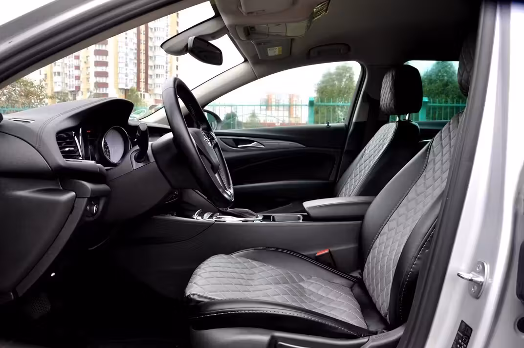 Opel Insignia фото 9