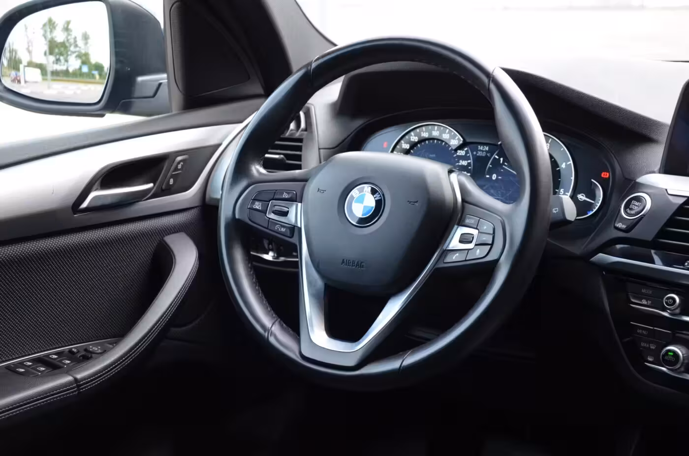 BMW X3 фото 18