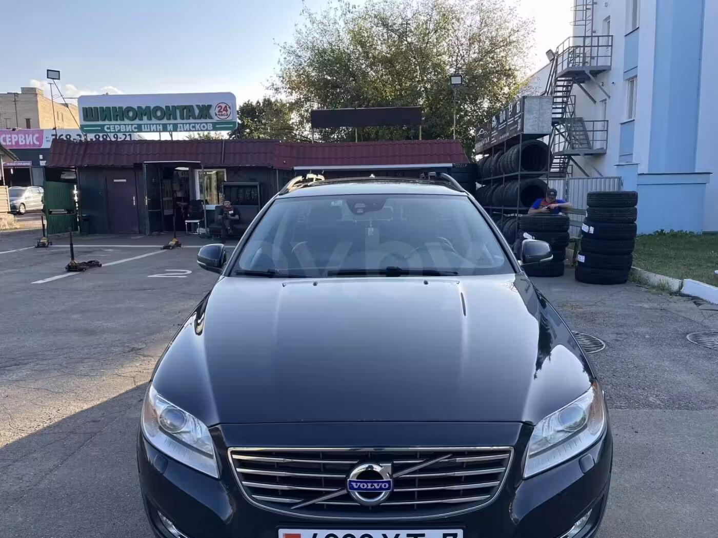Volvo V70 фото 11