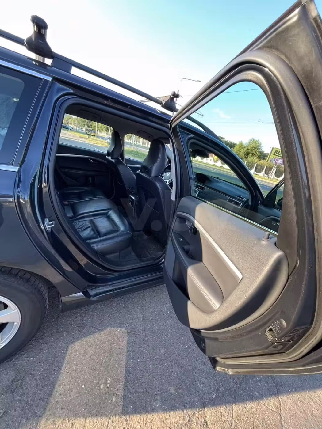 Volvo V70 фото 8