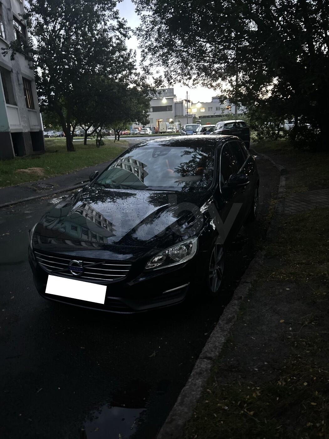 Volvo V60 фото 8