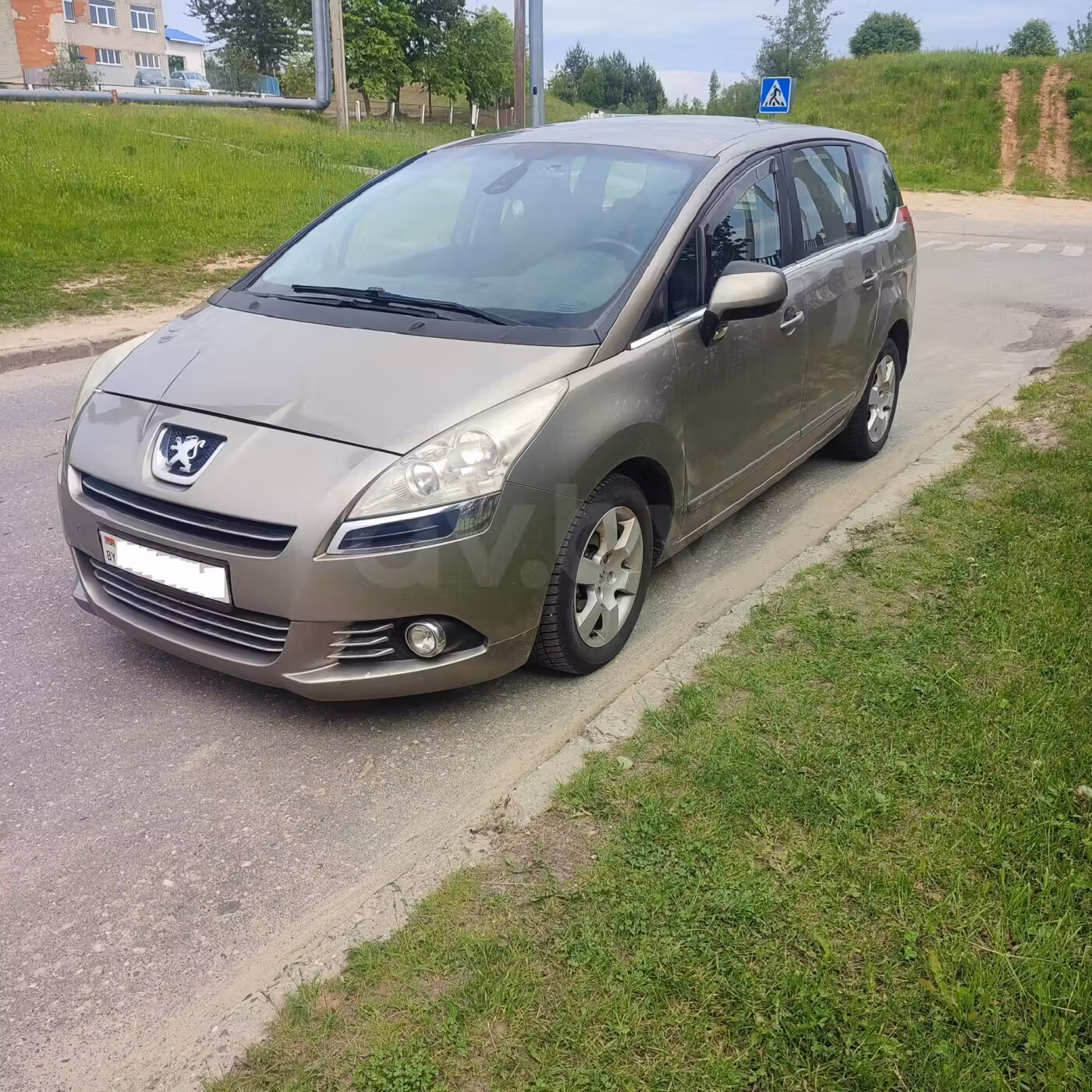 Peugeot 5008 фото 3