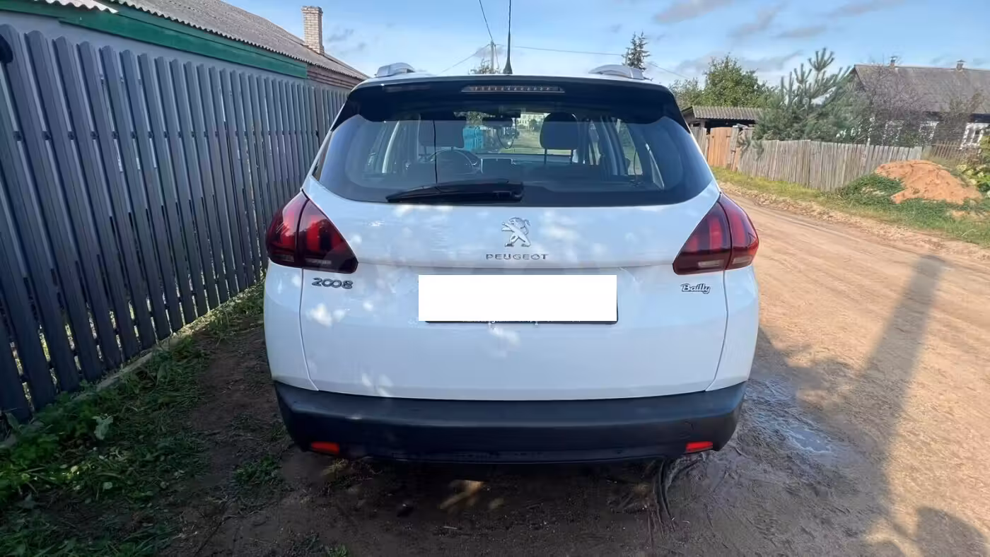 Peugeot 2008 фото 5