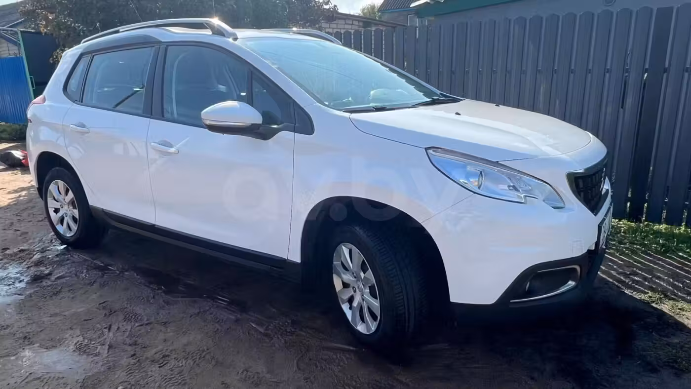 Peugeot 2008 фото 8