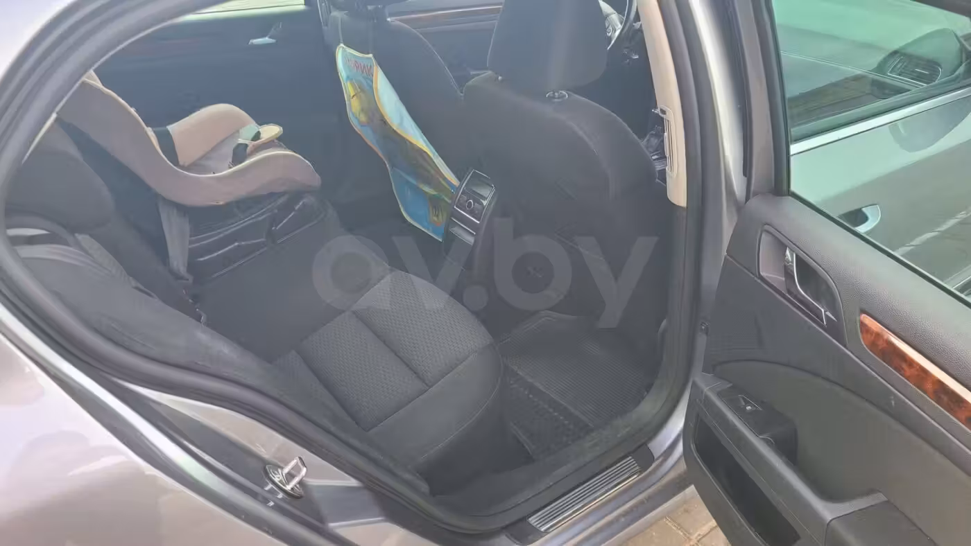 Skoda Superb фото 9