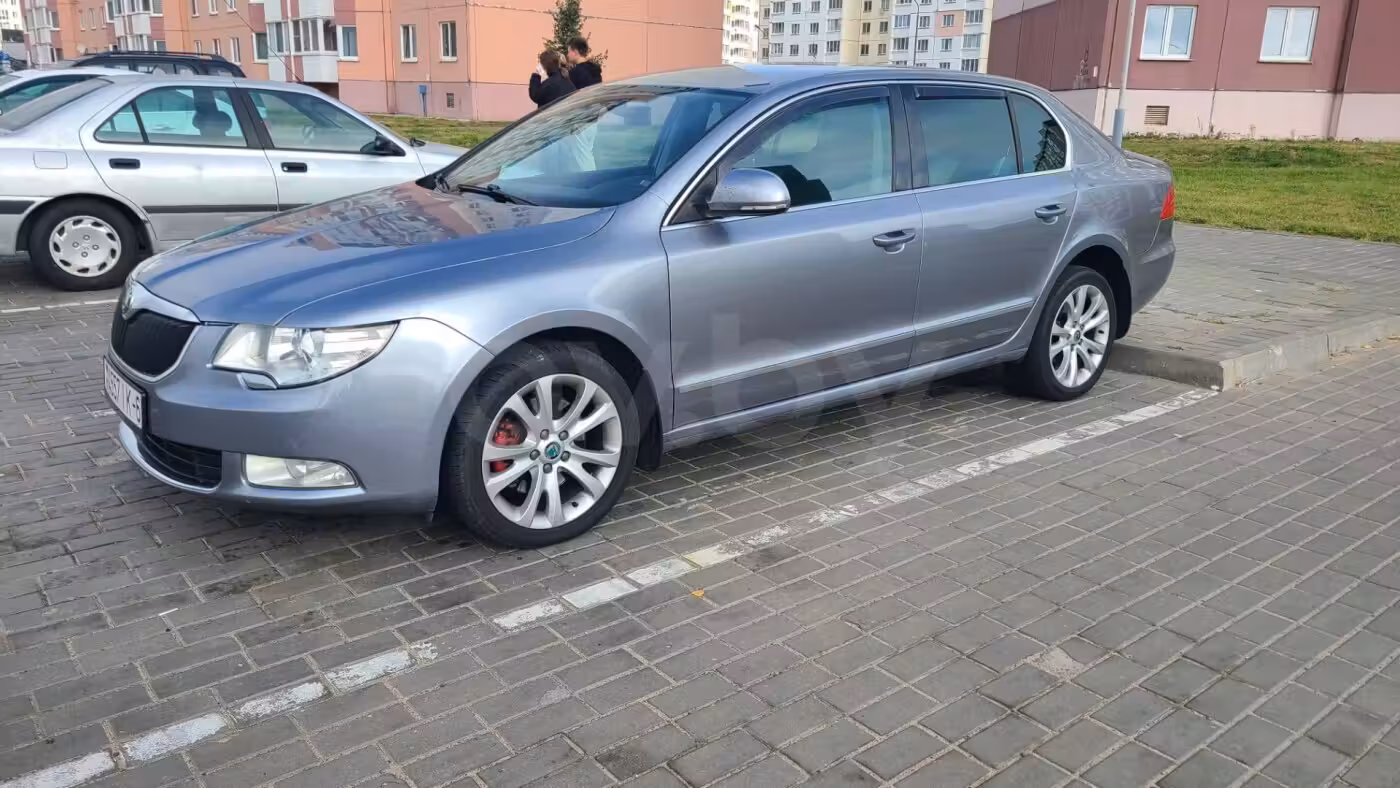 Skoda Superb фото 3