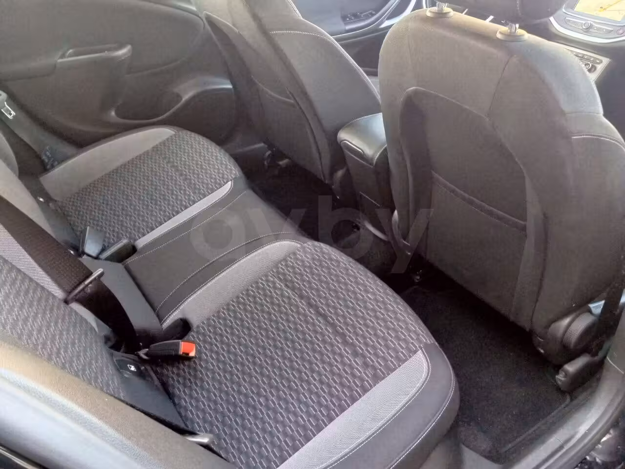 Opel Astra фото 18
