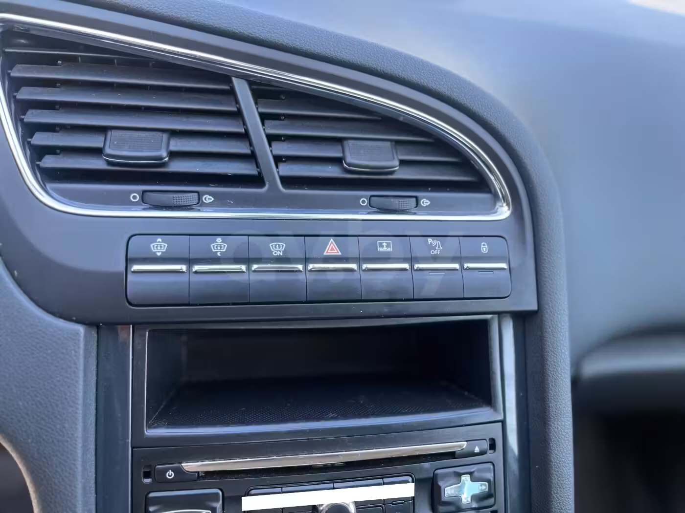 Peugeot 5008 фото 18