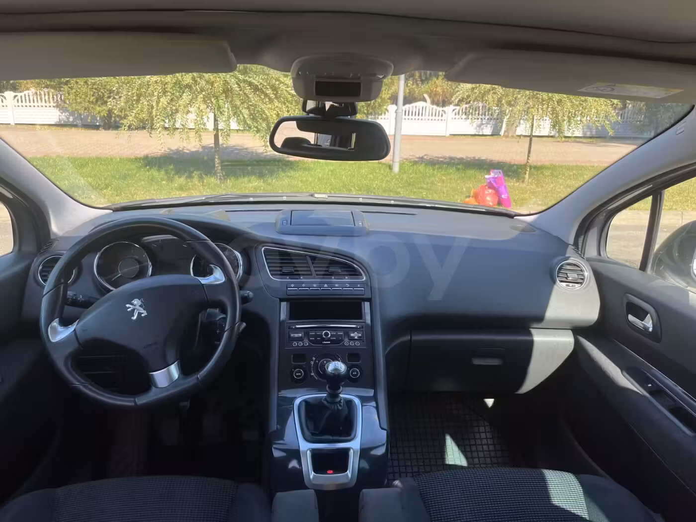 Peugeot 5008 фото 22