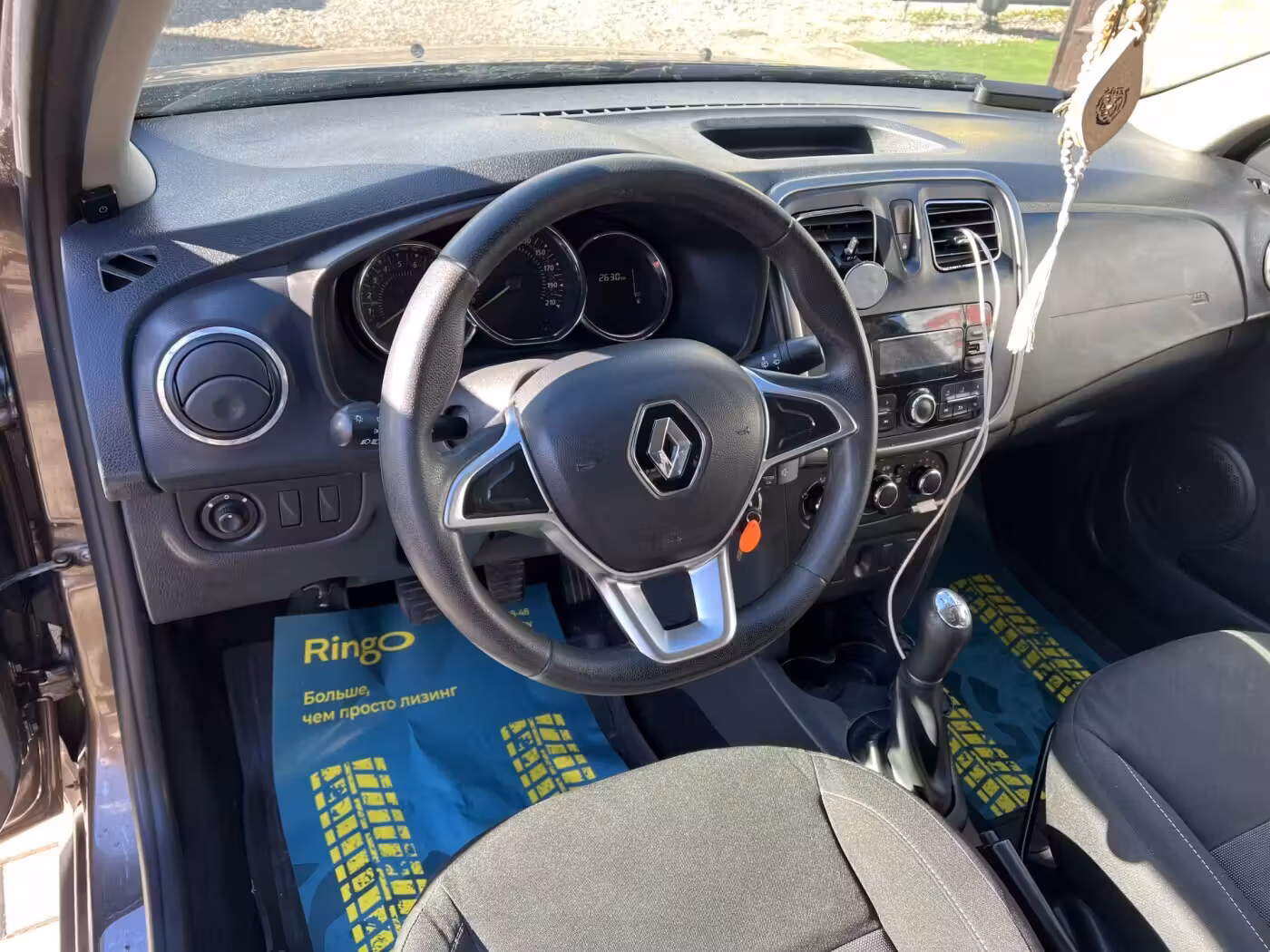 Renault Logan Stepway фото 16