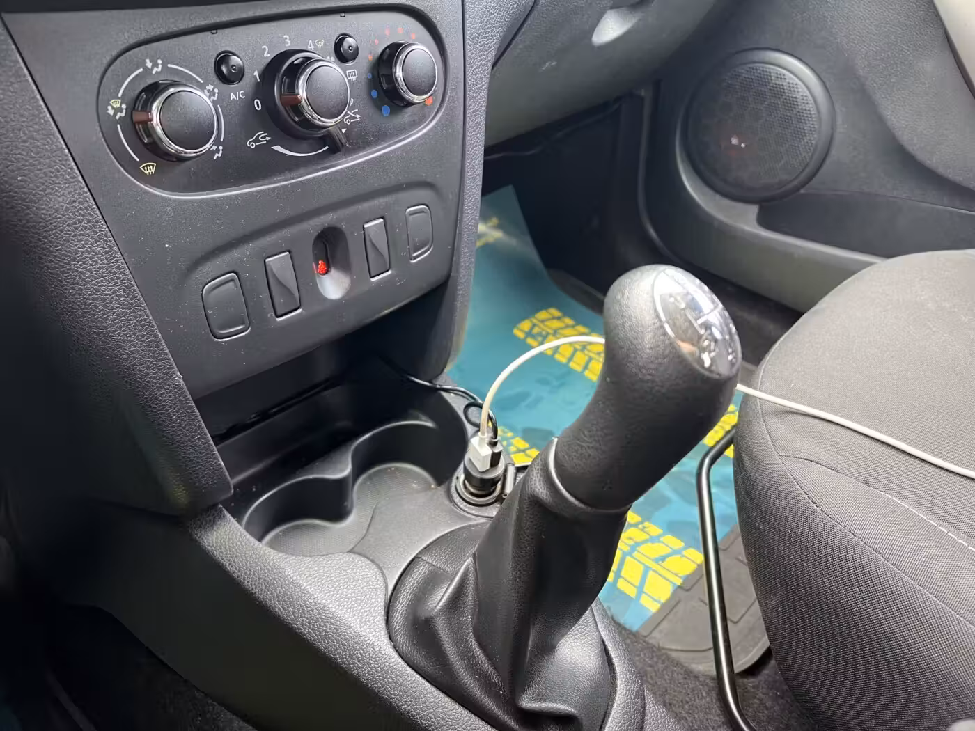 Renault Logan Stepway фото 22
