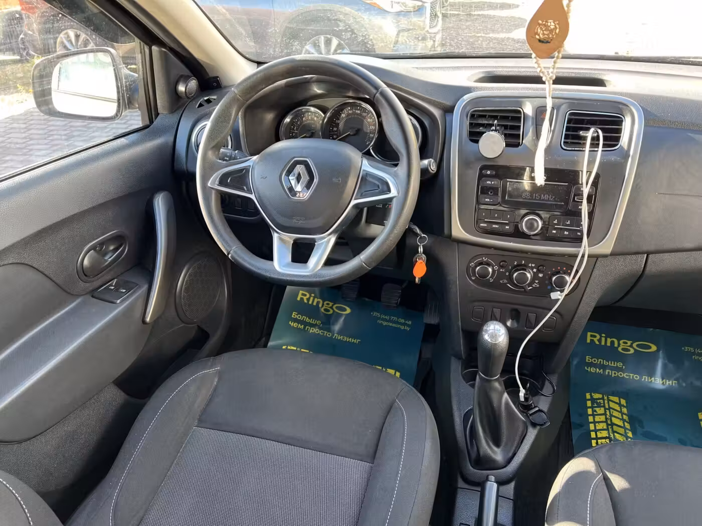 Renault Logan Stepway фото 19