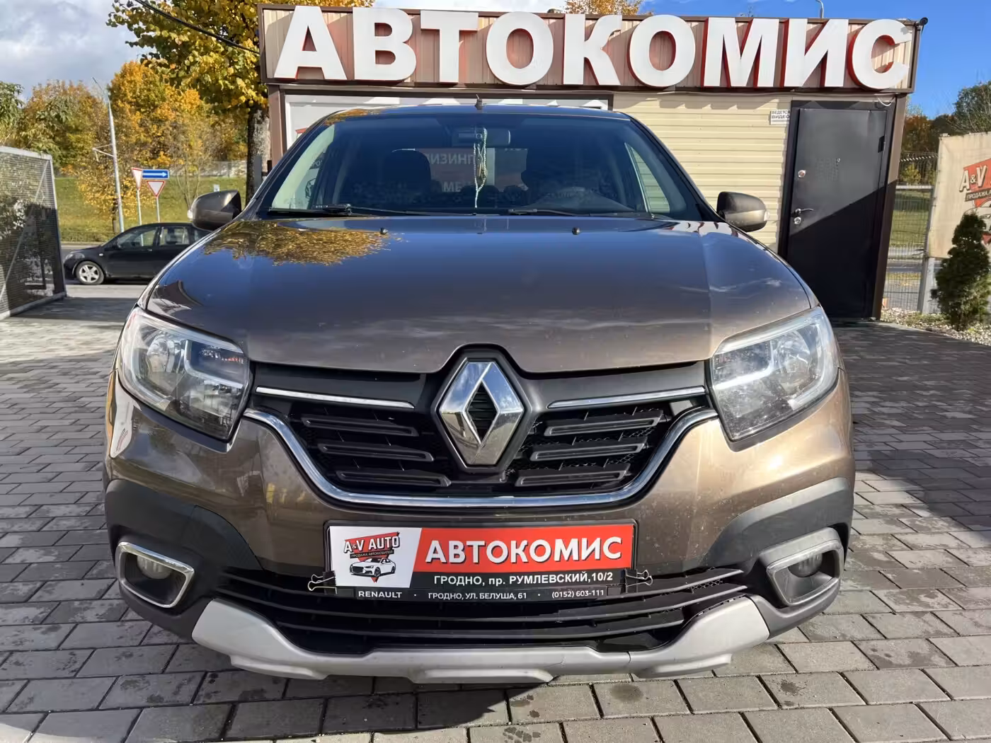 Renault Logan Stepway фото 7