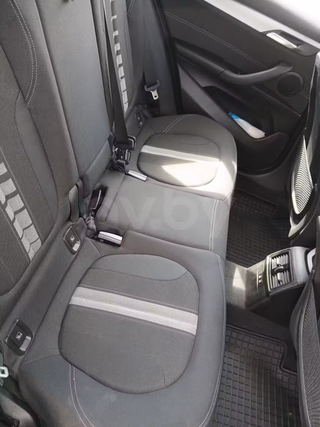 BMW X2 фото 7