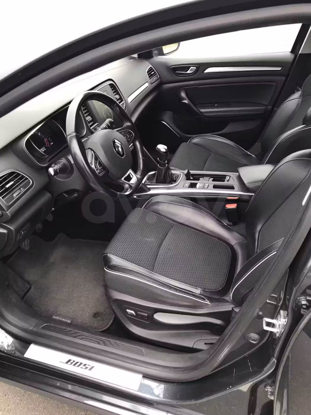 Renault Megane фото 7