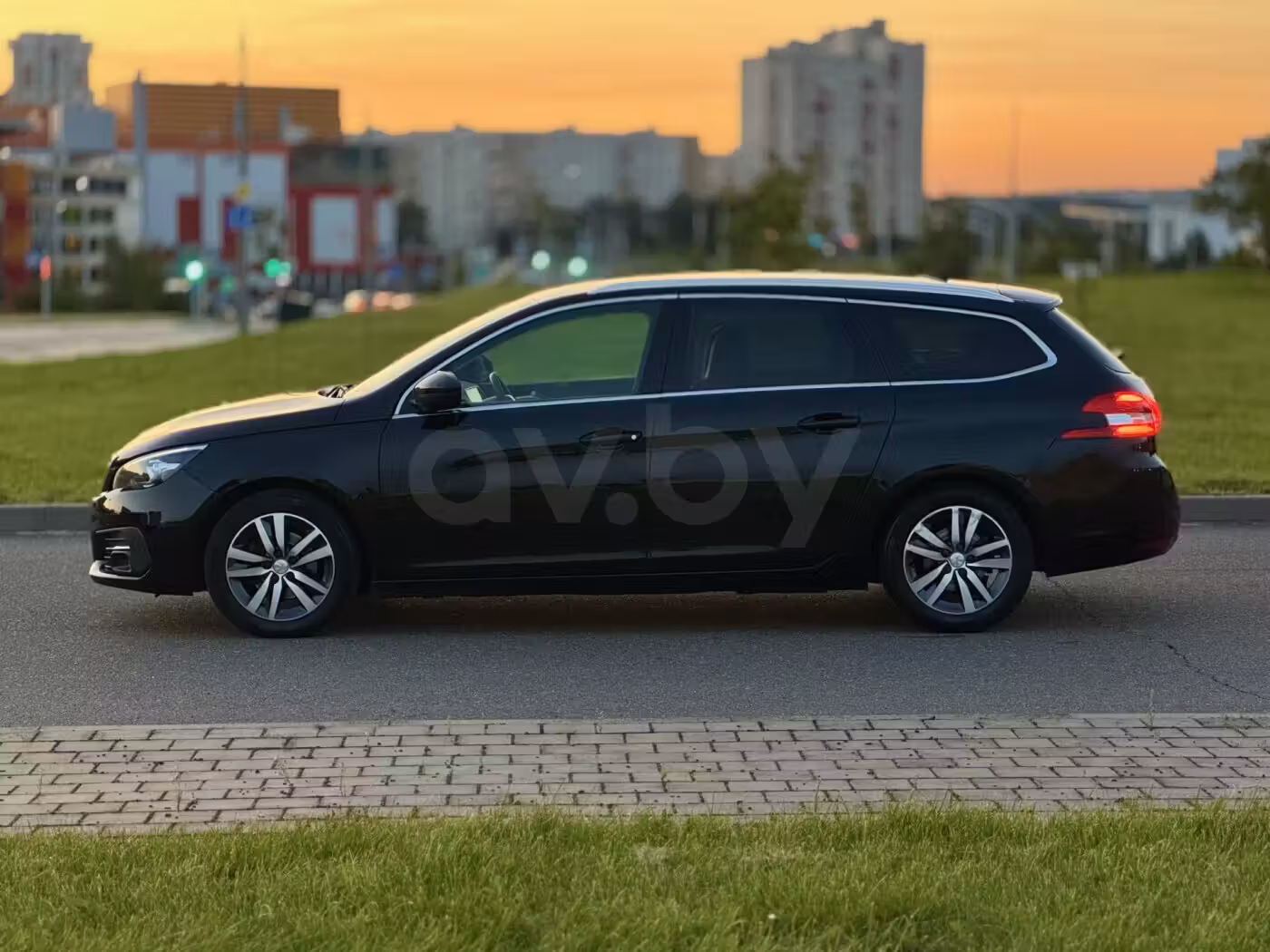 Peugeot 308 фото 6