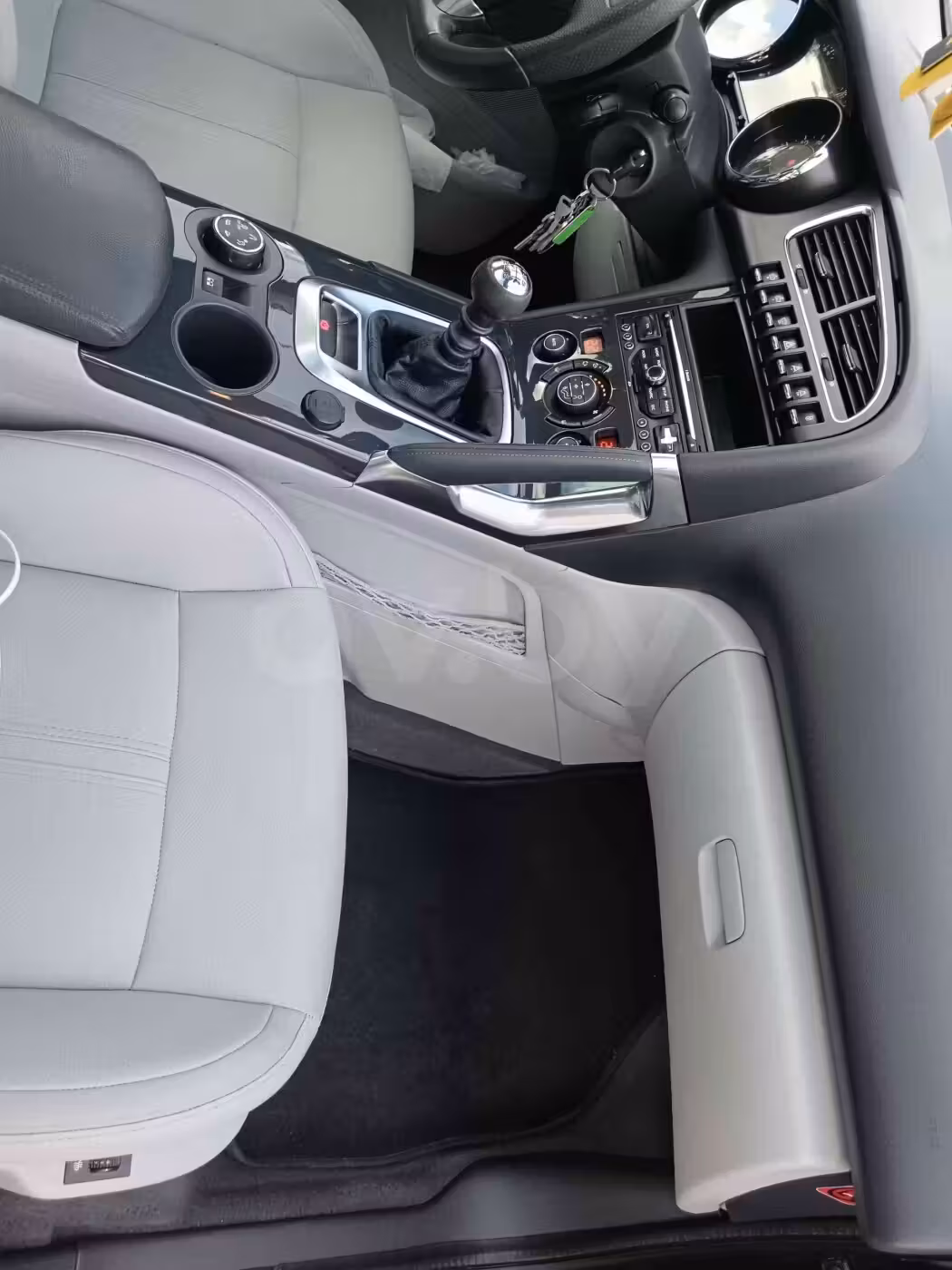 Peugeot 3008 фото 13