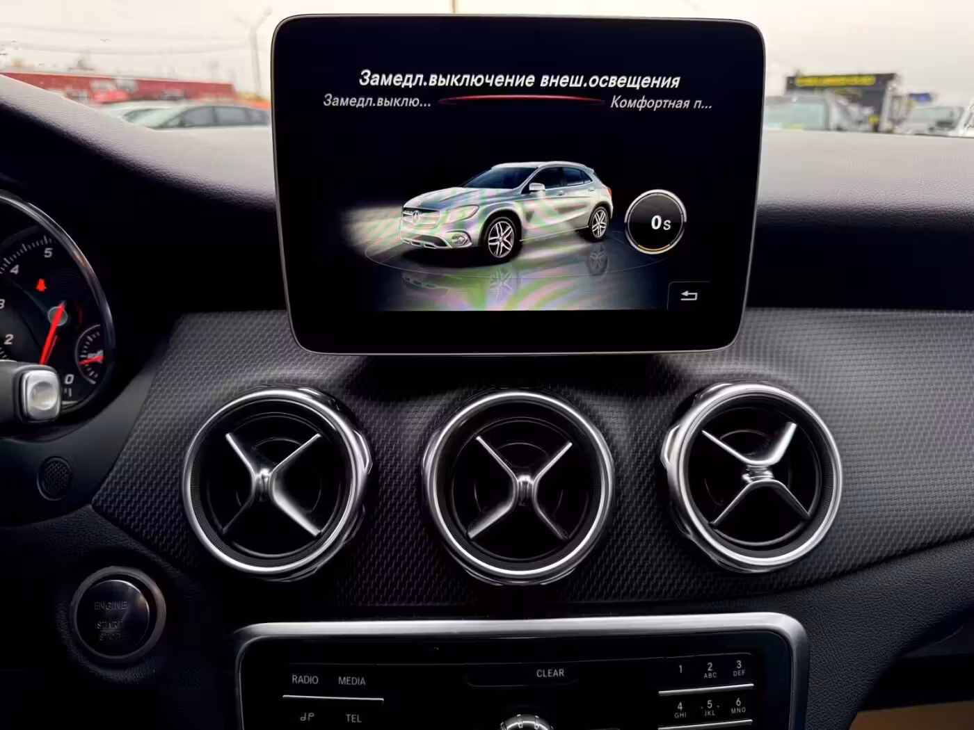 Mercedes-Benz GLA фото 20