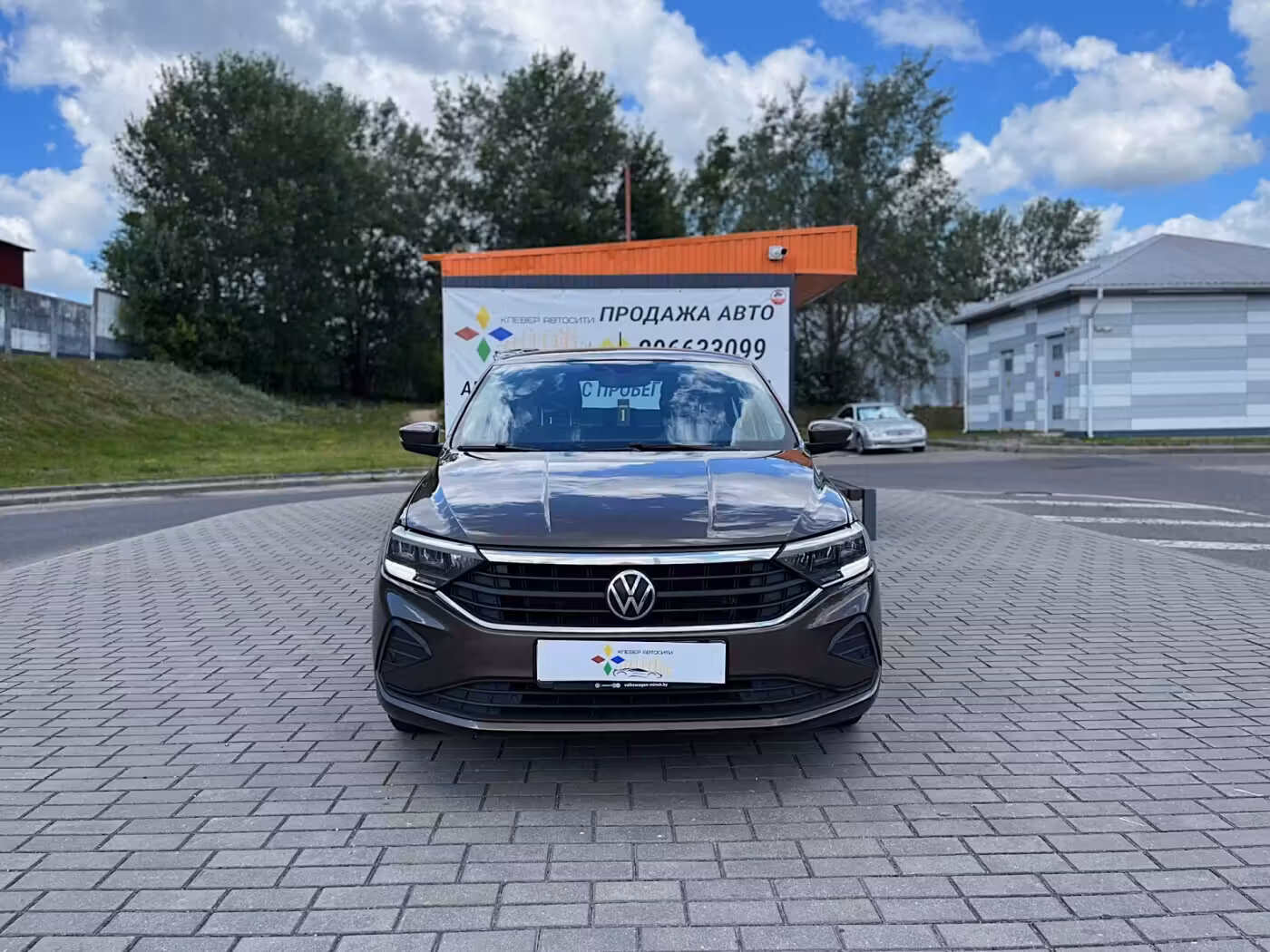 Volkswagen Polo Sedan фото 2