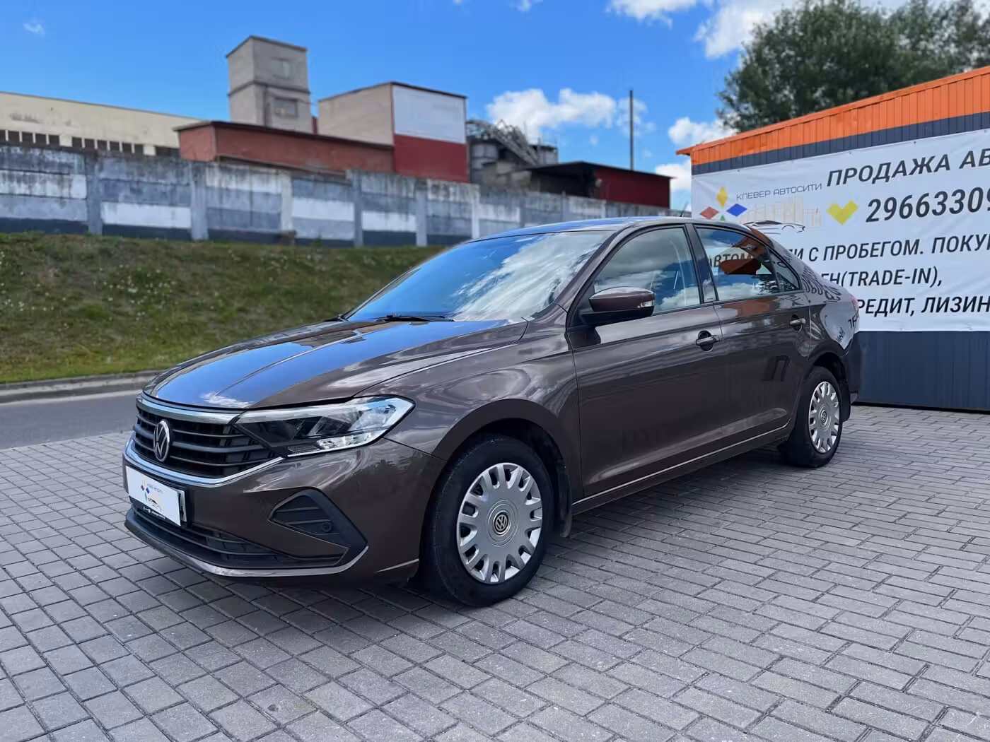 Volkswagen Polo Sedan фото 3