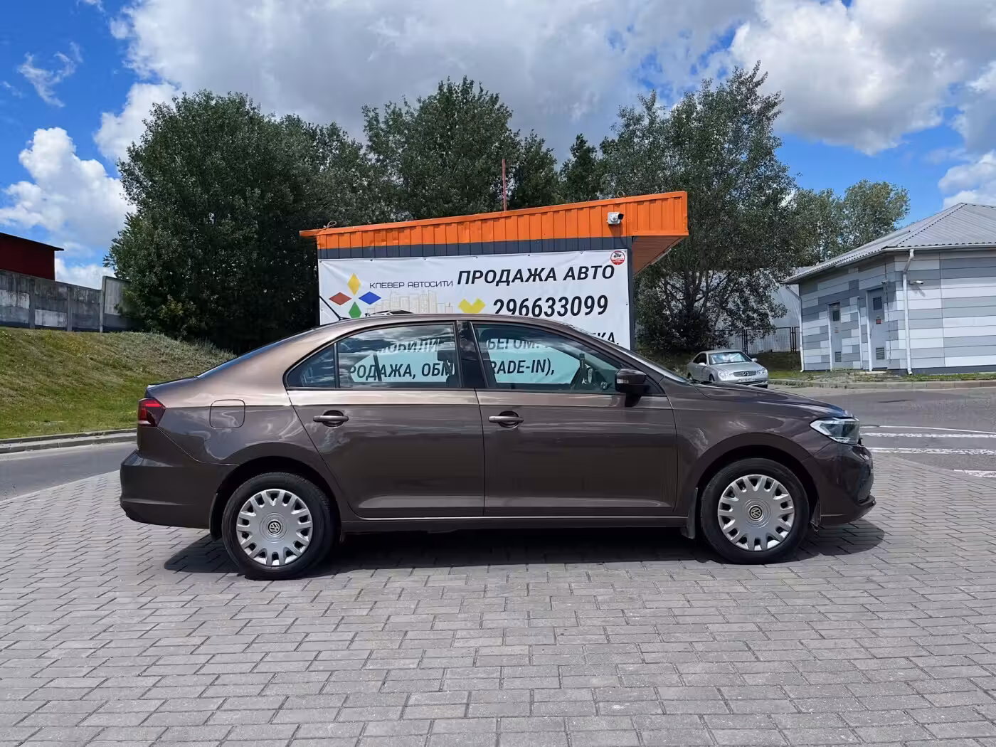 Volkswagen Polo Sedan фото 8
