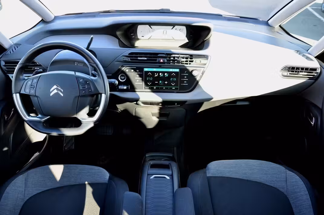Citroen C4 Spacetourer фото 9