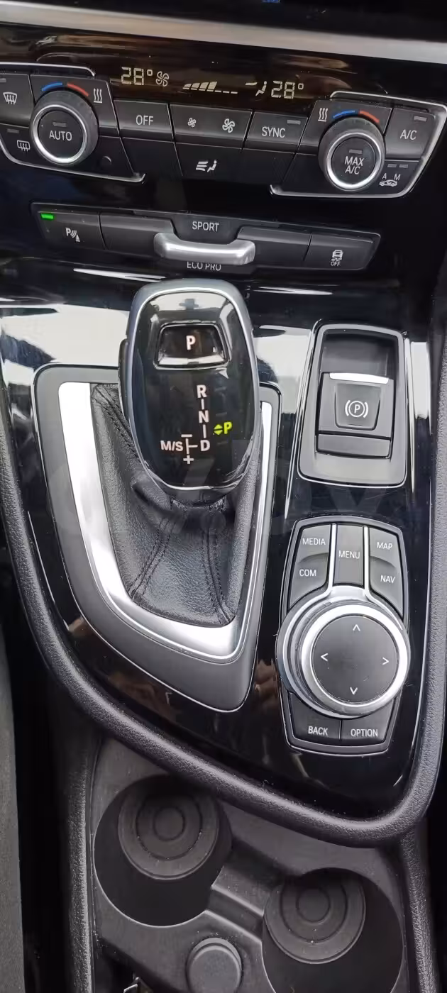 BMW 2 серия Active Tourer фото 11