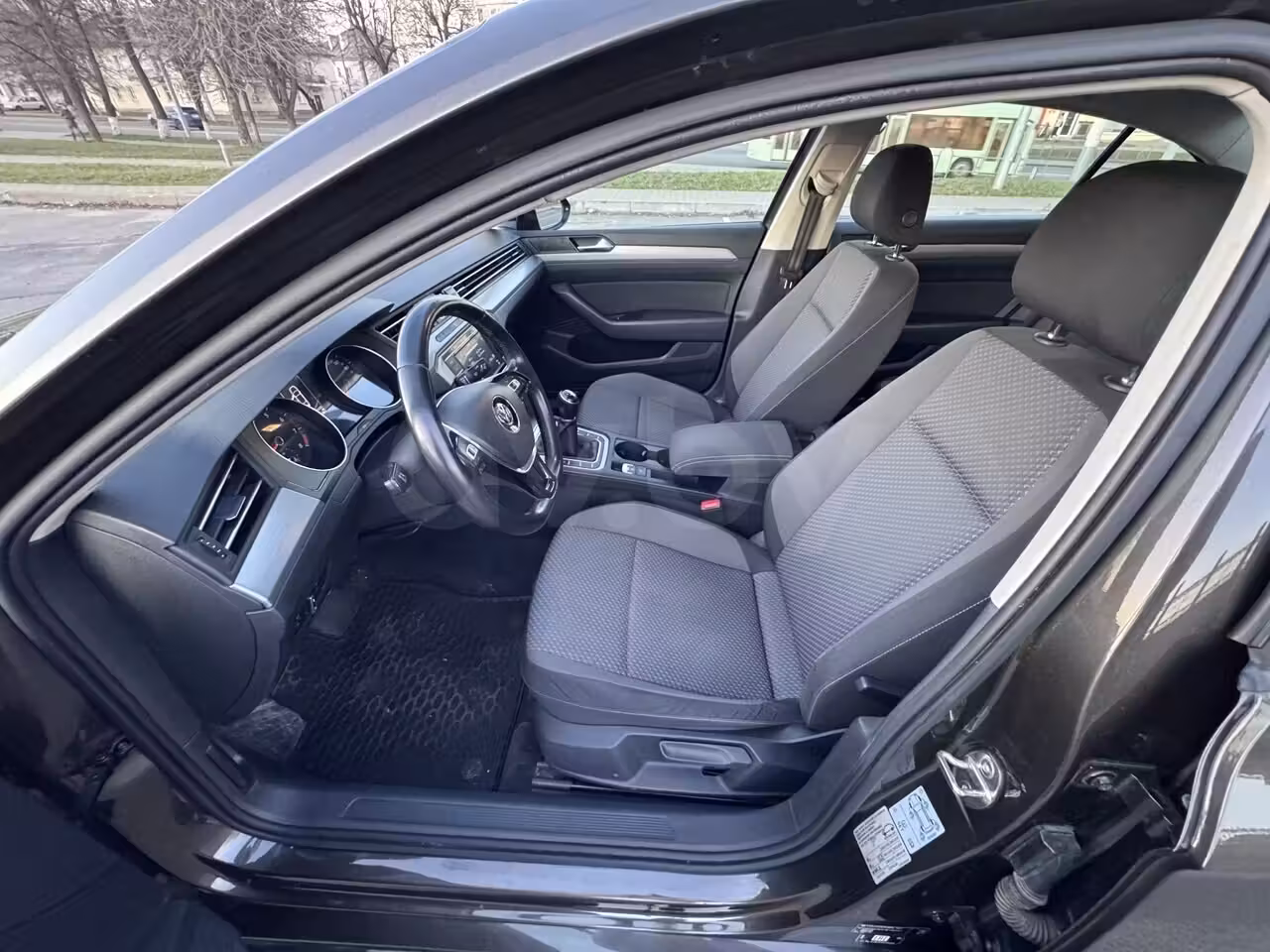 Volkswagen Passat фото 12
