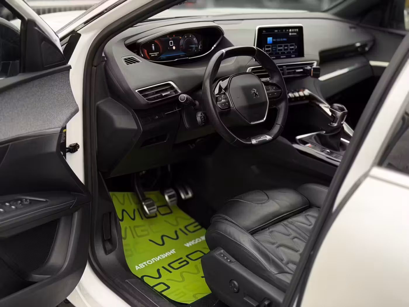 Peugeot 5008 фото 14
