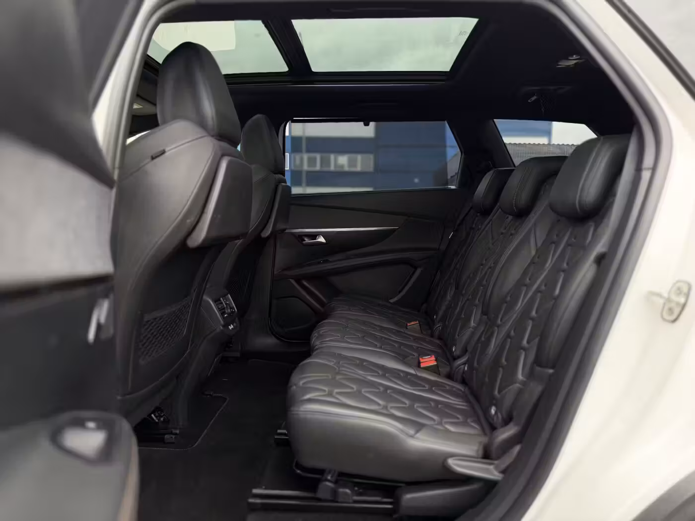 Peugeot 5008 фото 29